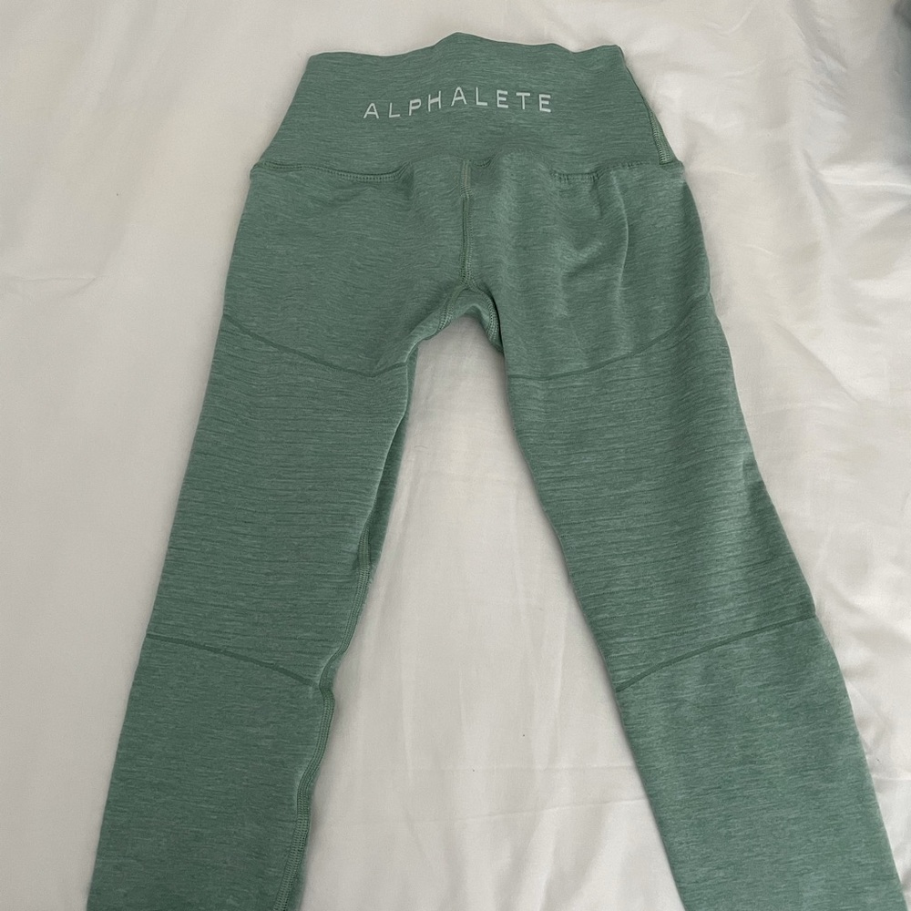 Alphalete revival leggings
